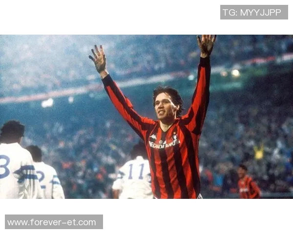 37岁足球明星盘点他们在绿茵场上的辉煌与成就