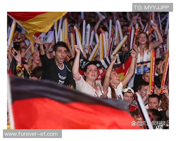 街头挑战那些足球明星的真实实力与反应速度大揭秘 街头挑战那些足球明星的真实实力与反应速度大揭秘