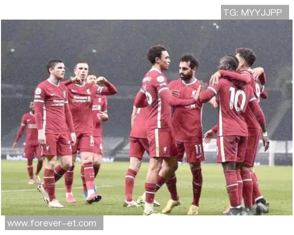 欧冠经典对决巴塞罗那与利物浦精彩视频回顾与分析 欧冠经典对决巴塞罗那与利物浦精彩视频回顾与分析